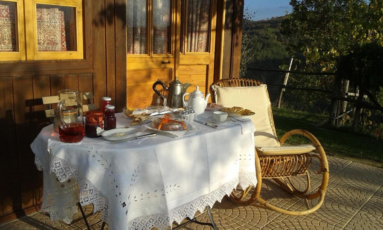 Magiche Langhe Bed & Breakfast Paroldo Exterior photo