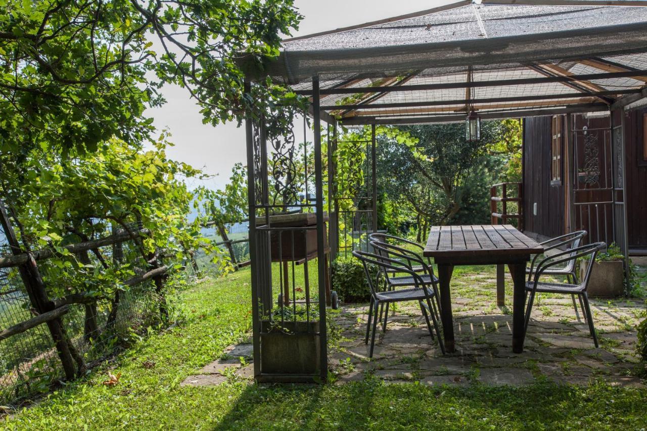 Magiche Langhe Bed & Breakfast Paroldo Exterior photo